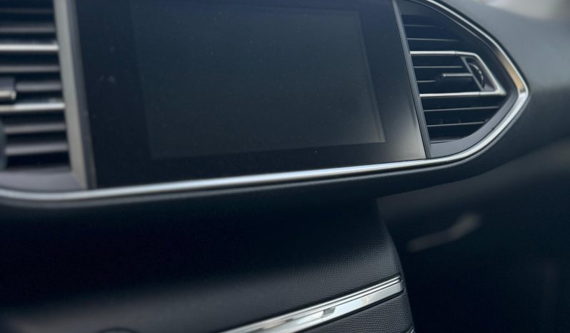 
								Peugeot 308 SW completo									