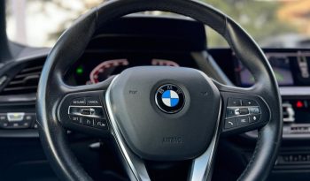 
									Bmw Série 2 216D Sport completo								