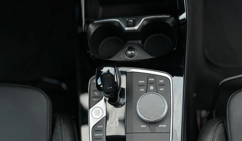 
								Bmw Série 2 216D Sport completo									