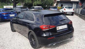 
									Mercedes A180 d Urban completo								