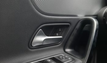 
									Mercedes A180 d Urban completo								