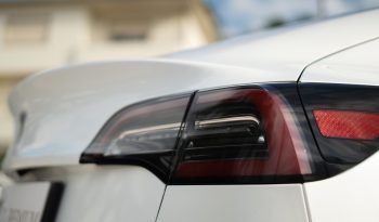 Tesla Model 3 Standard Range Plus completo