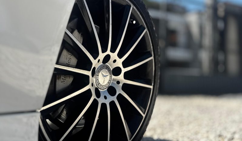 MERCEDES C250 AMG completo