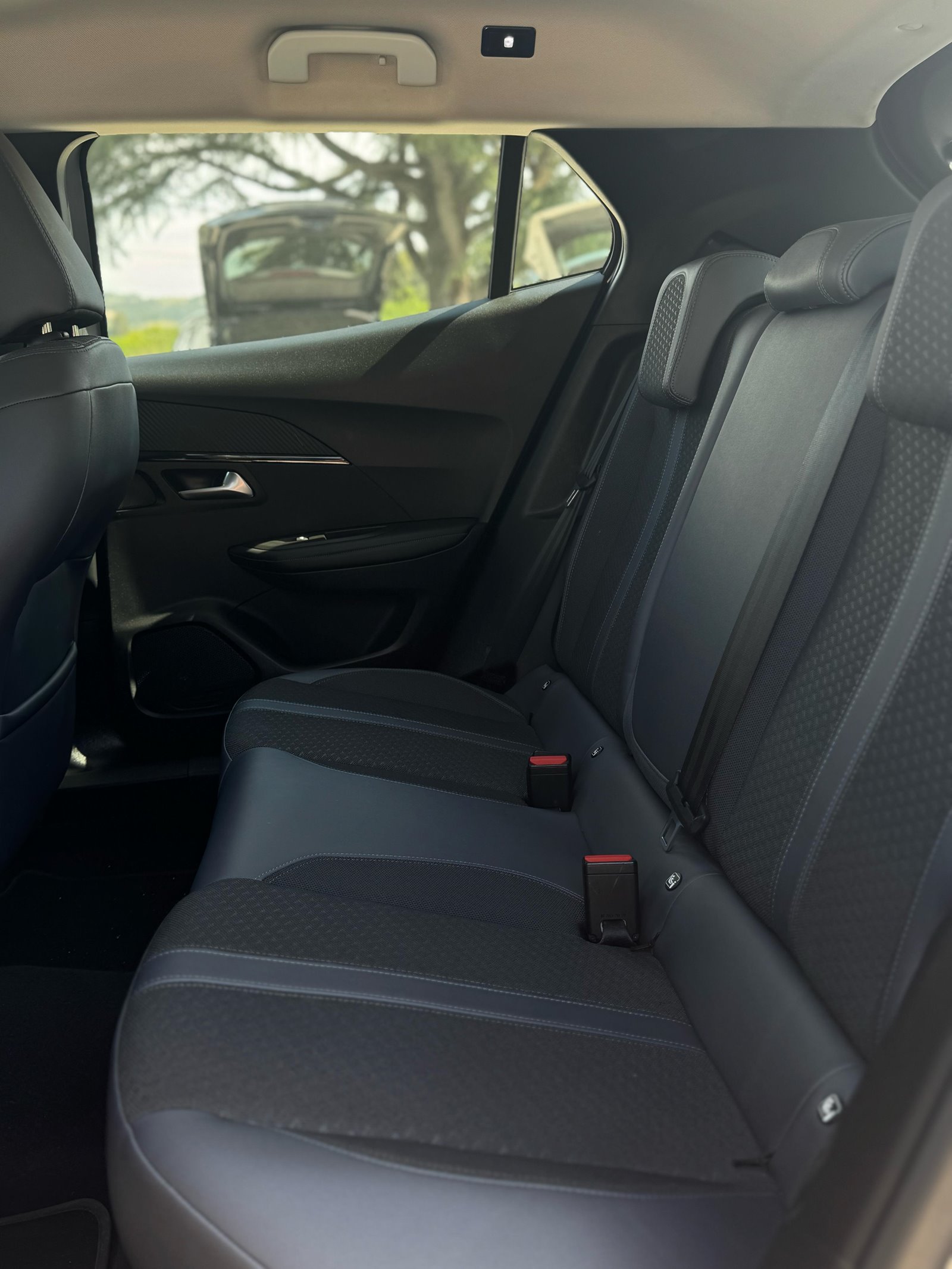 Peugeot-2008-Allure-2020-8