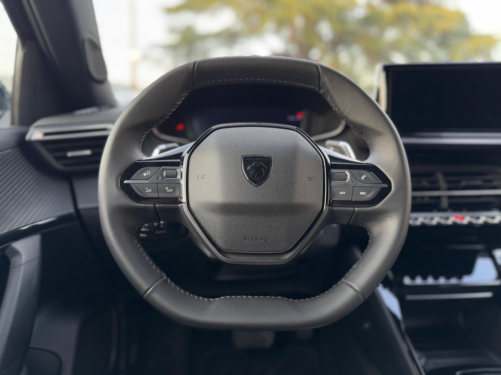 Peugeot-2008-Puretech-Allure-202322