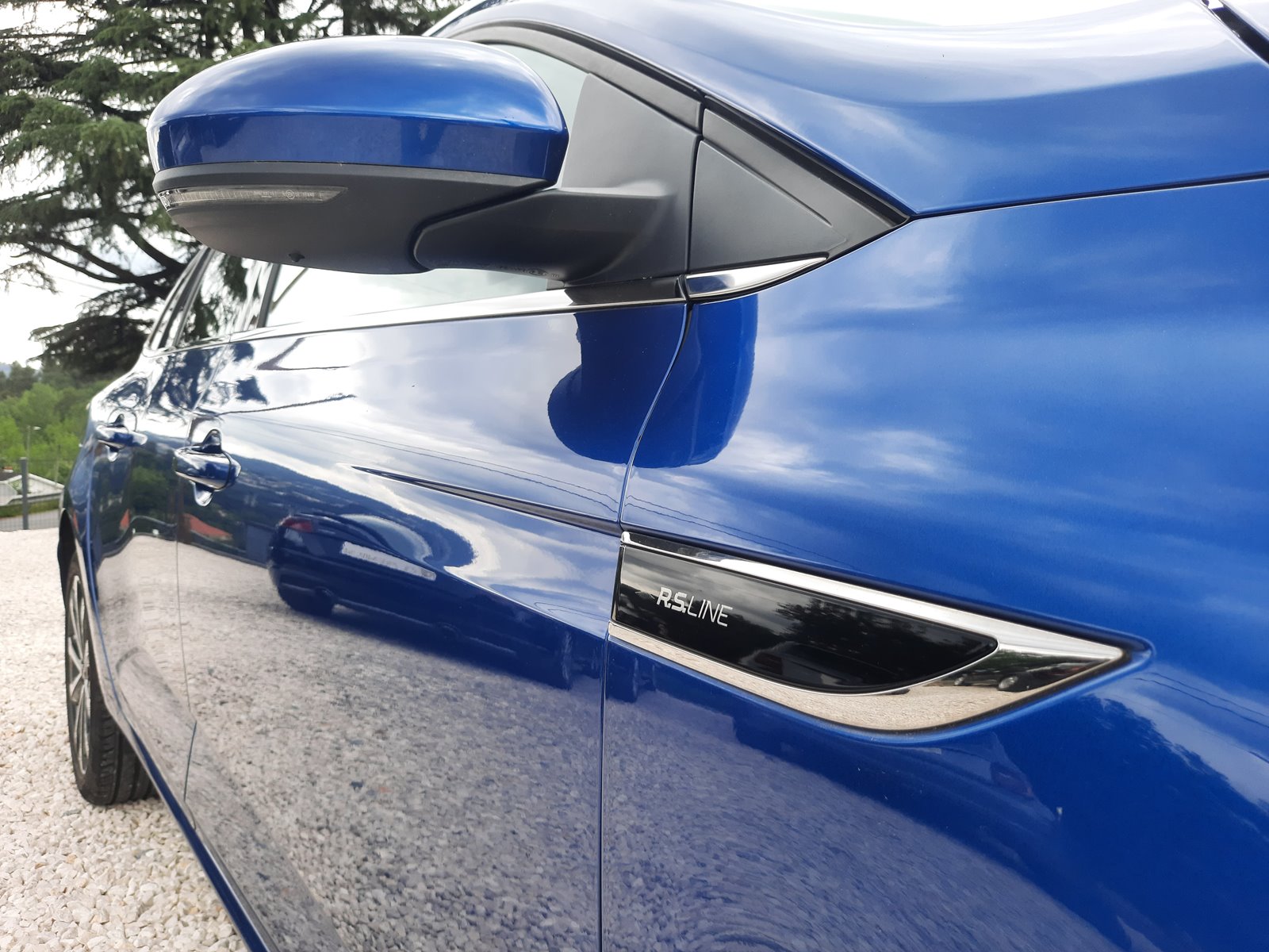 Renault-Megane-RS-Line-7