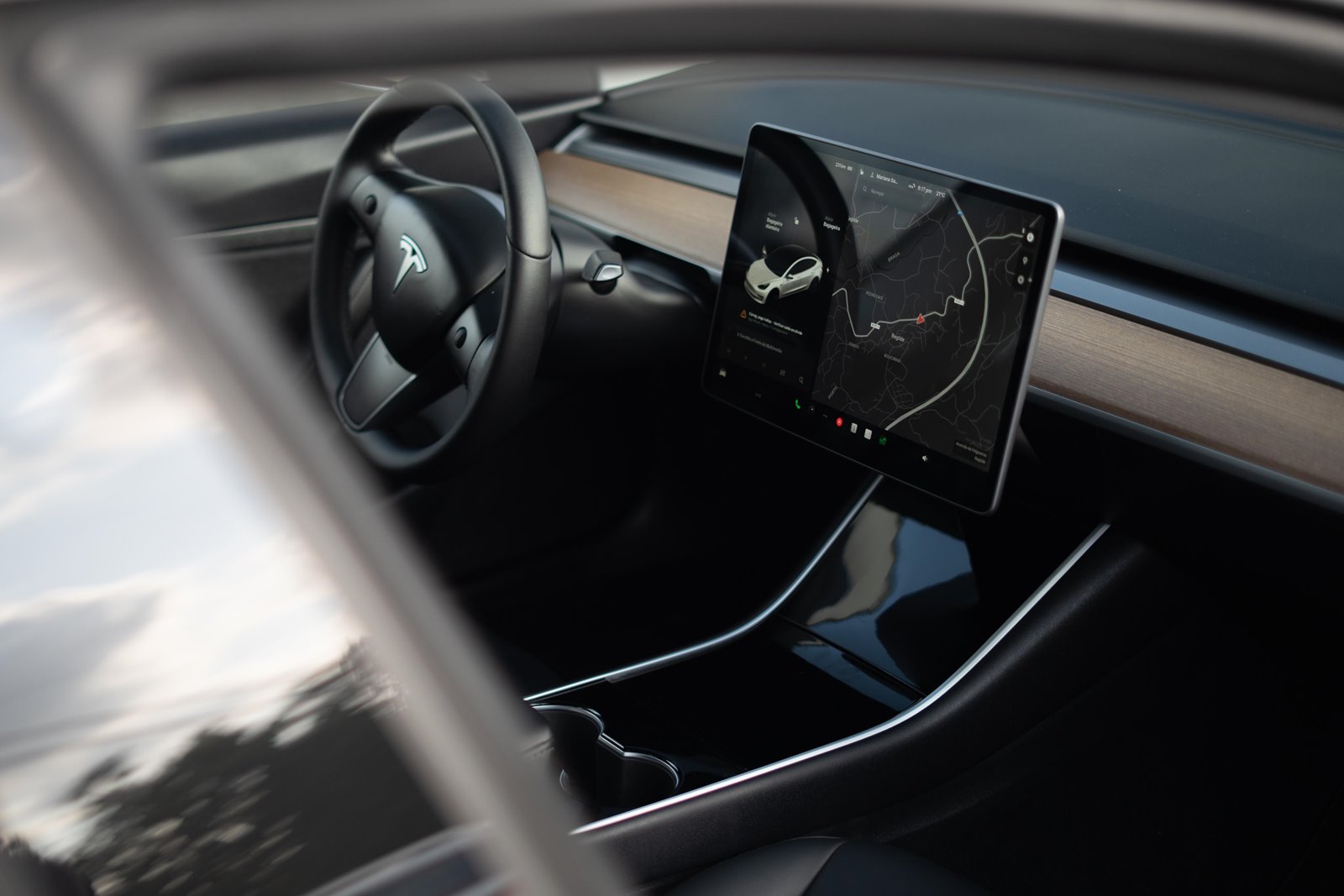 Tesla-Model-3-Standard-Range-Plus-19