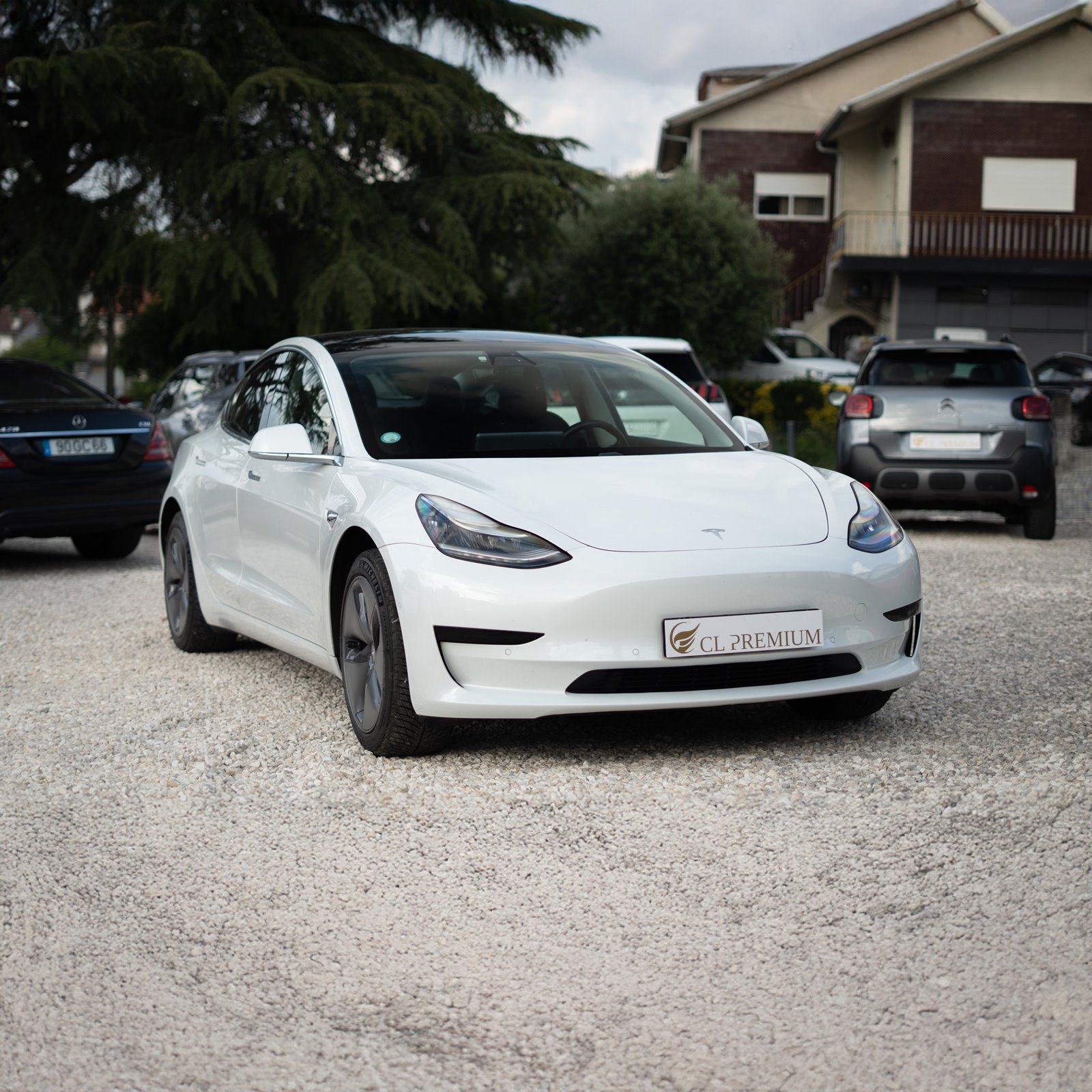 Tesla-Model-3-Standard-Range-Plus-2